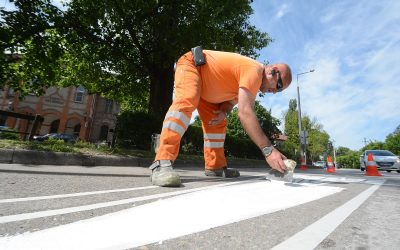 Tartós útburkolati jel ajándékba a Közlekedési Kultúra Napján