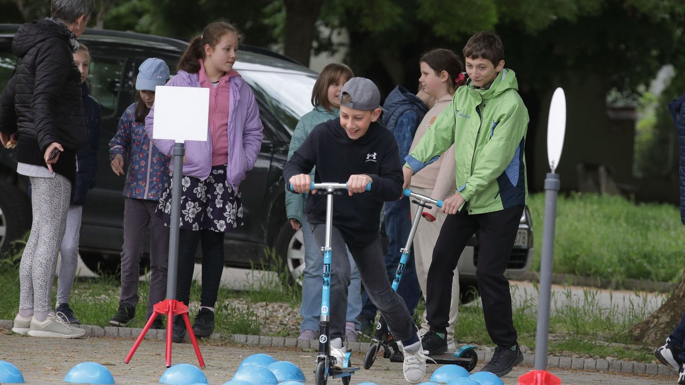 aed61be2b4c847fa921df2f373aab7d3