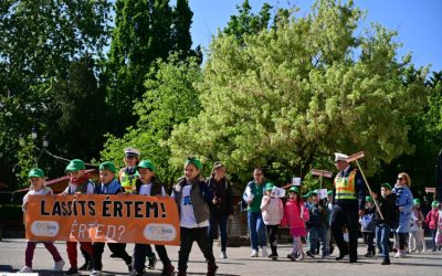 Közlekedési Kultúra Napja – Játékos programokkal várta a rendőrség az érdeklődőket